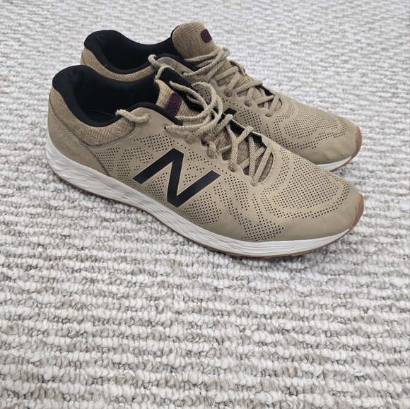 New Balance Lifestyle - Picture 3 of 7